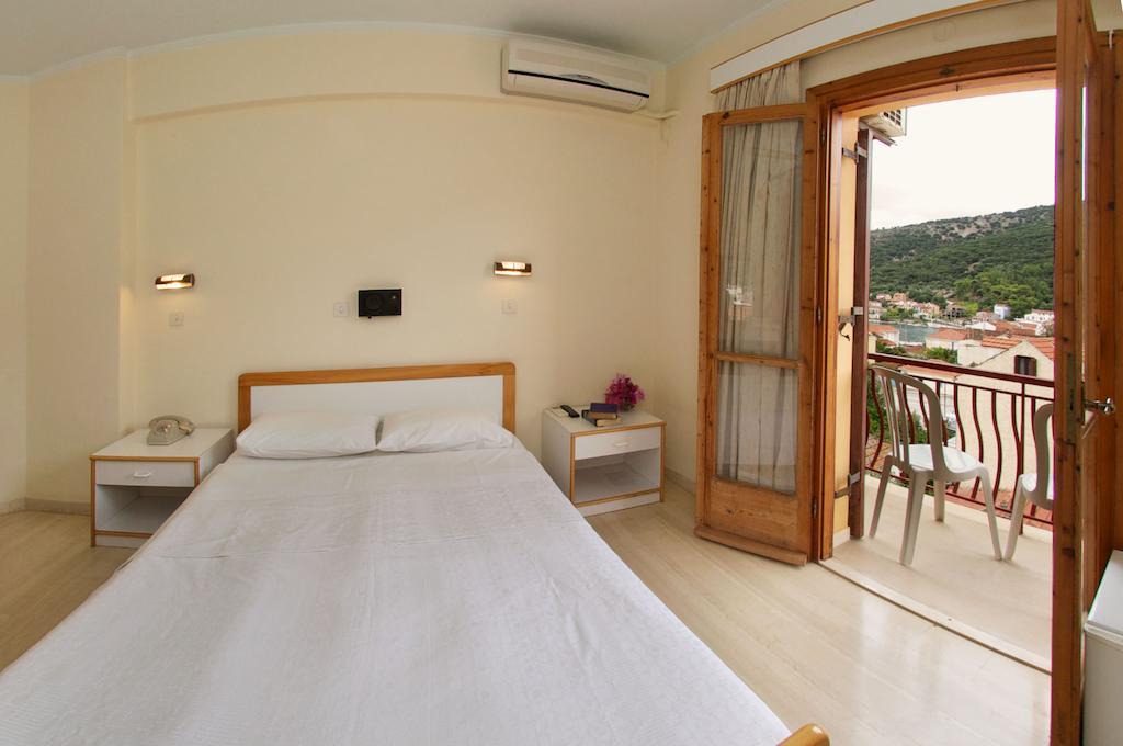 Moustakis Hotel Agia Efimia Bilik gambar